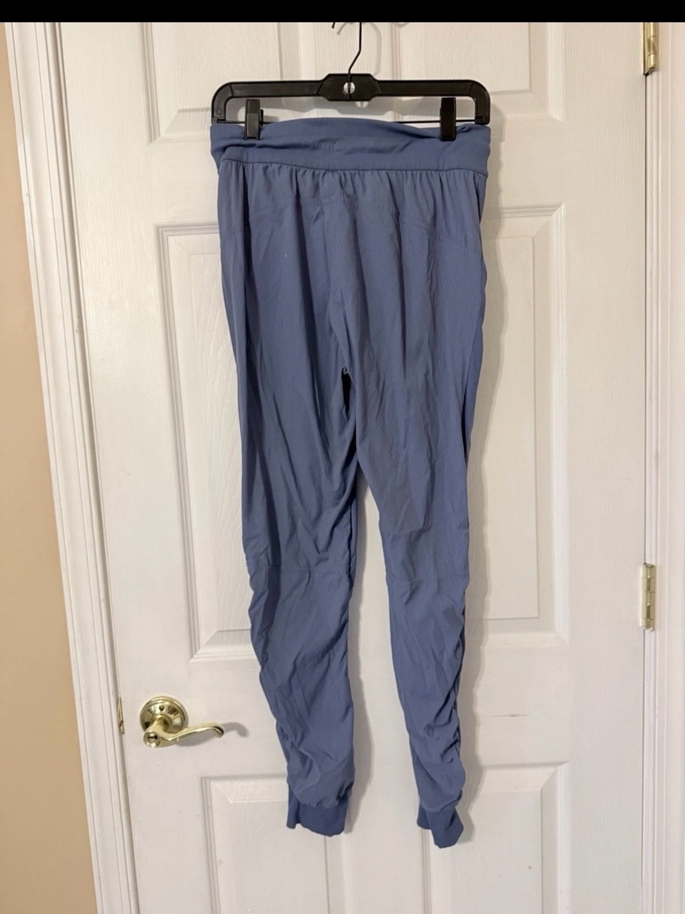 lululemon athletica Periwinkle dance studios